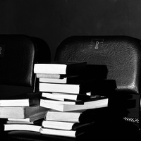 КакогоЦветаЭтаКнига